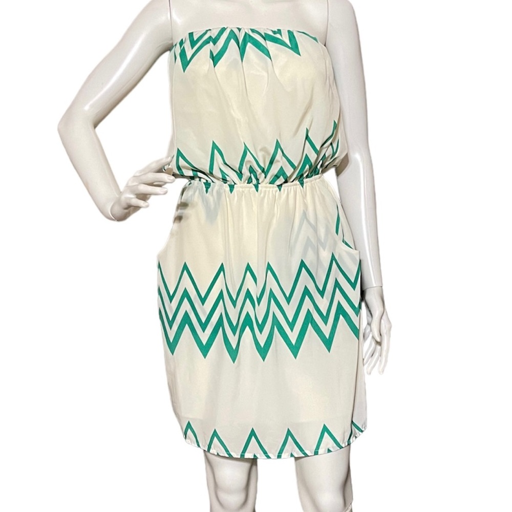 Peach Love Cream Green Chevron Print Strapless Mini Dress W/ Pockets Size Small